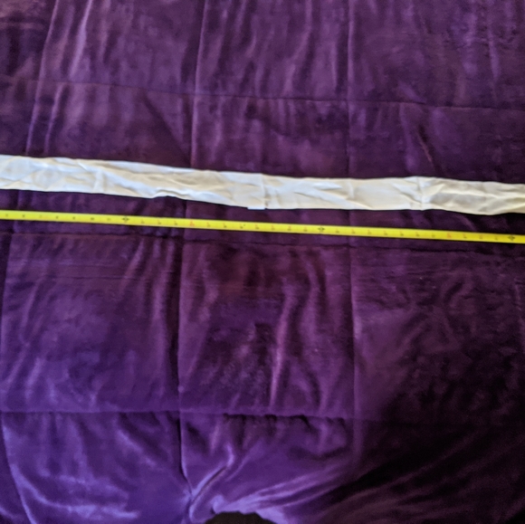 6 assorted silk scarves and handkerchiefs - Picture 5 of 7